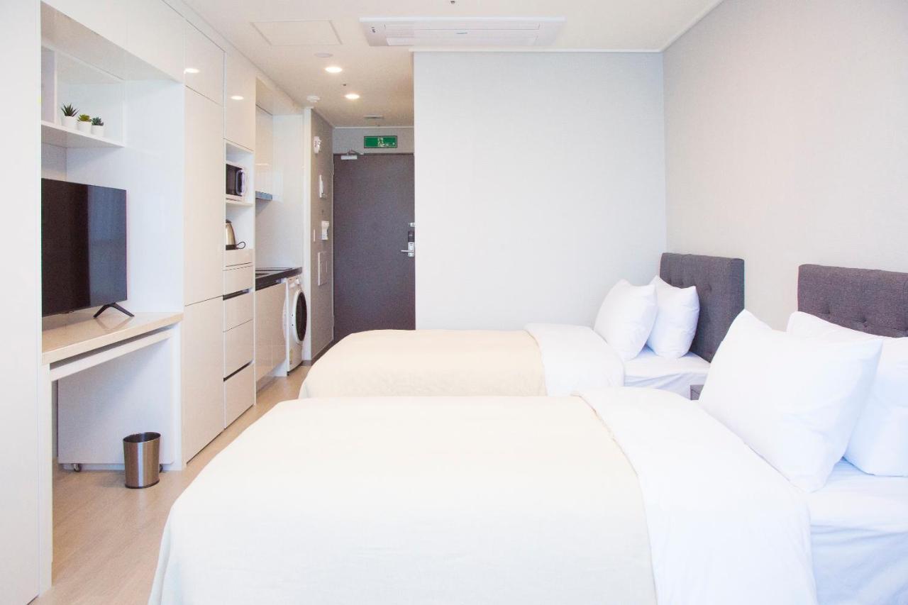 Celebstay Songdo Halla Western Park Yeonsu Exterior photo